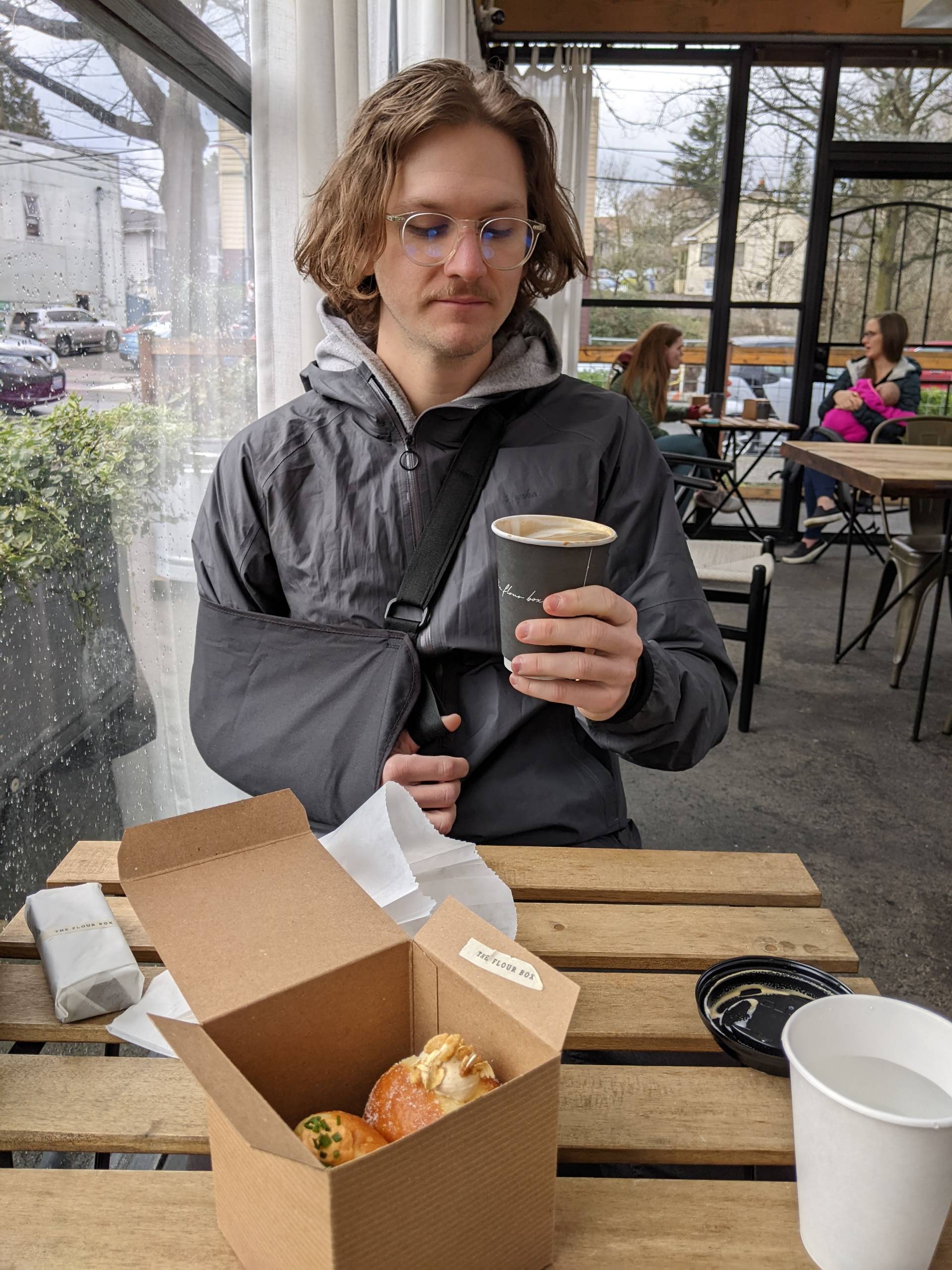 PXL 20230127 192709352.MP